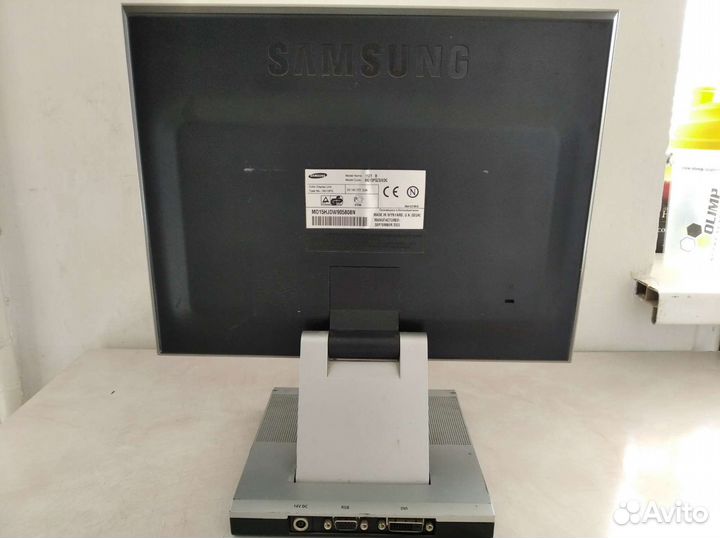 Монитор Samsung syncmaster 152t