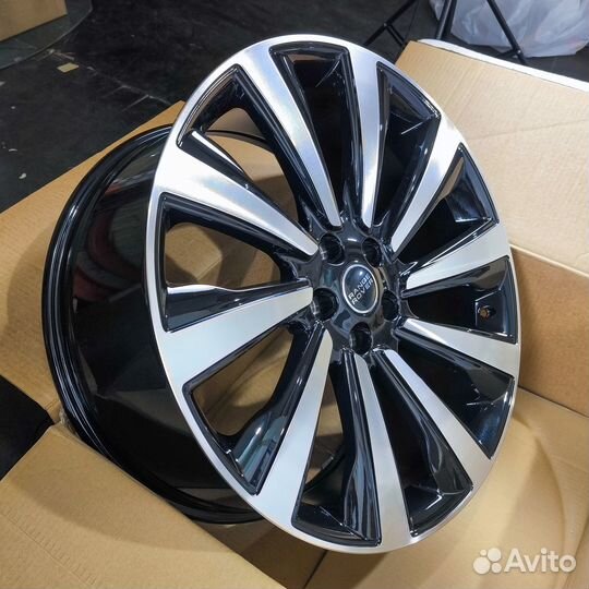 Новые диски R23 SVR на Range Rover L460