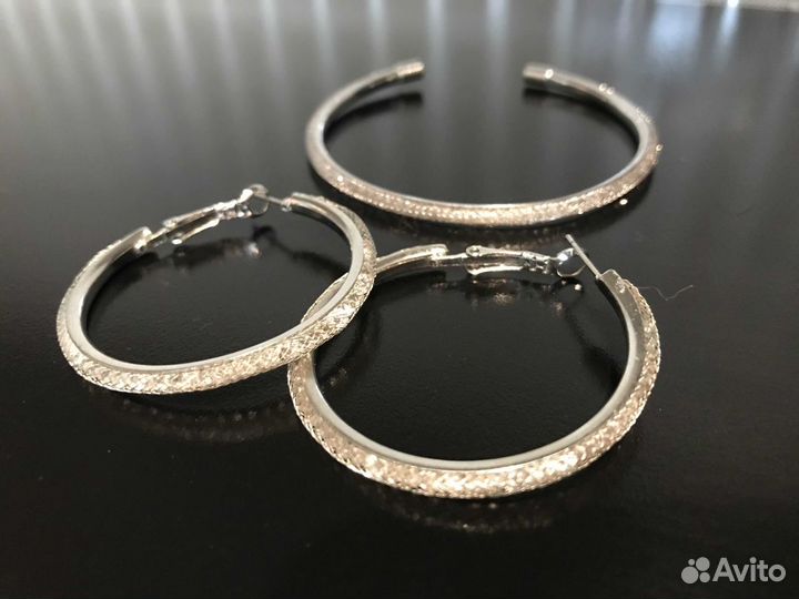 Аксессуары (солнцезащитные очки, бижутерия)