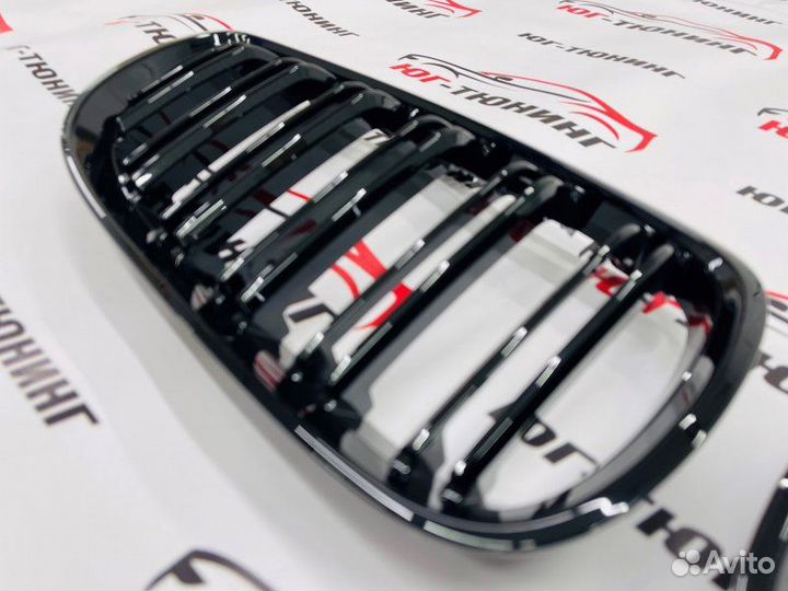 Ноздри BMW 3 E92 2005-2010 Черный глянец с