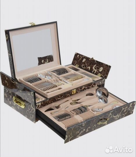 Набор столовых приборов