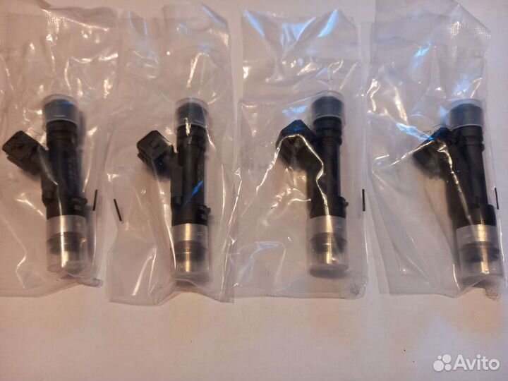 Топливные форсунки bosch 022, 502,017Комплект