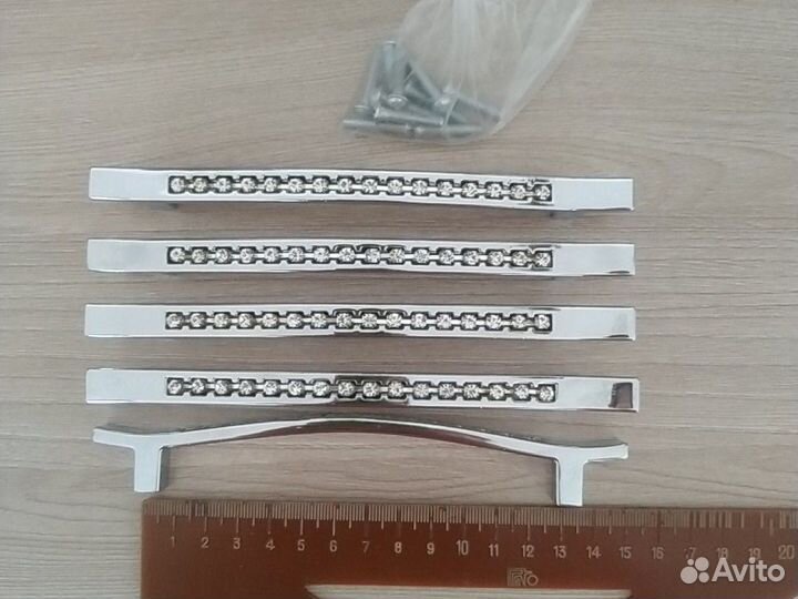 Мебельная ручка со стразами 128 мм