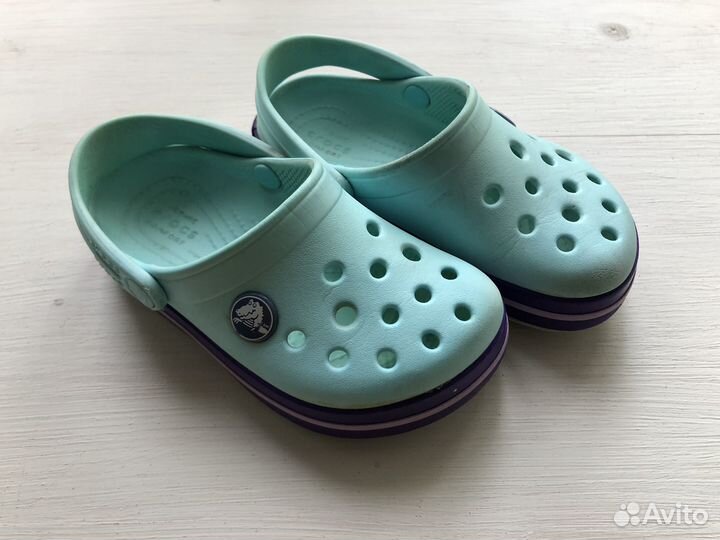 Сандалии crocs c8