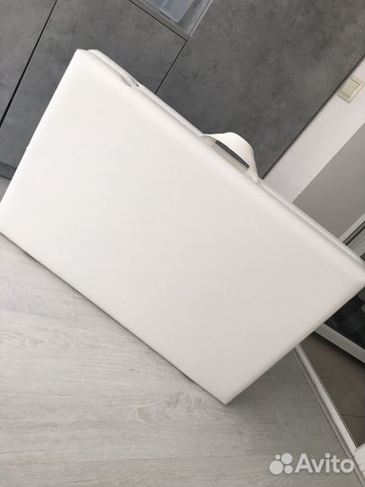 Кушетка косметологическая