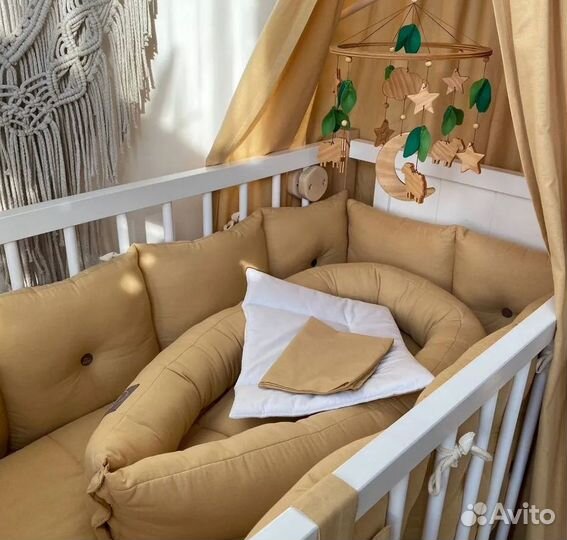 Комплект в кроватку для новорожденных