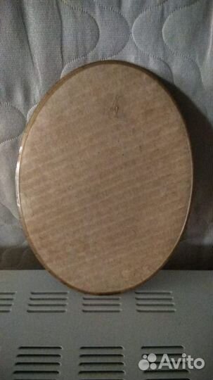 Портрет овальный