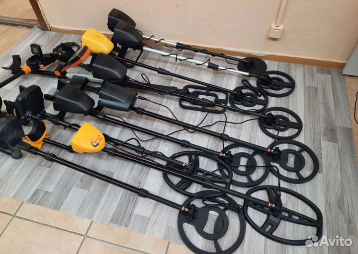 Металлоискатель новый