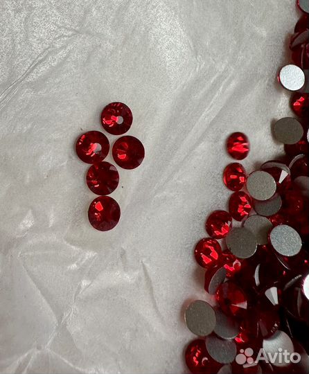 Стразы SS20, light siam, цена за 2,5 упаковки