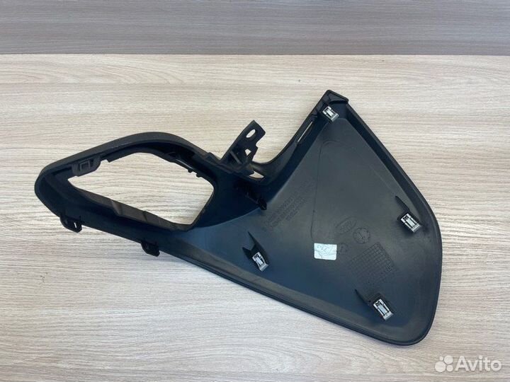 Накладка торпедо левая LADA X-Ray