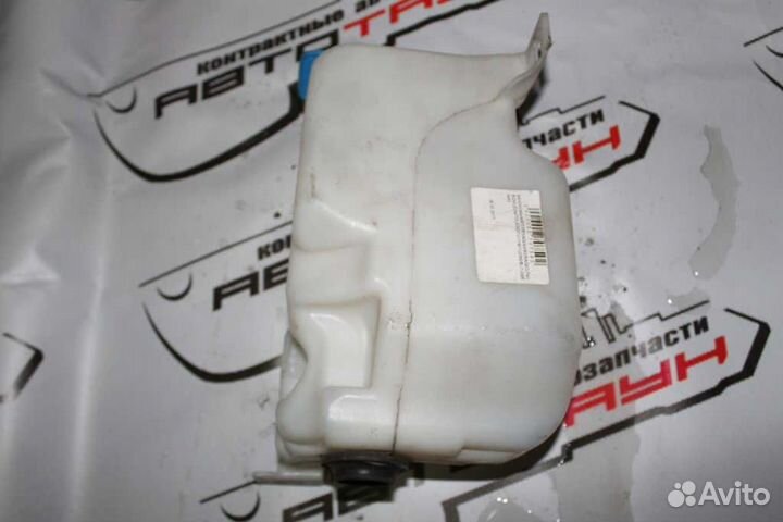 Бачок омывателя audi volkswagen seat skoda A3 bora golf ibiza jetta leon octavia toledo 1E7 1J1. 1J6