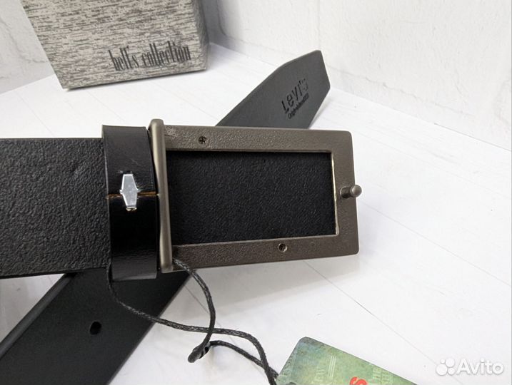 Ремень кожаный мужской Levi's