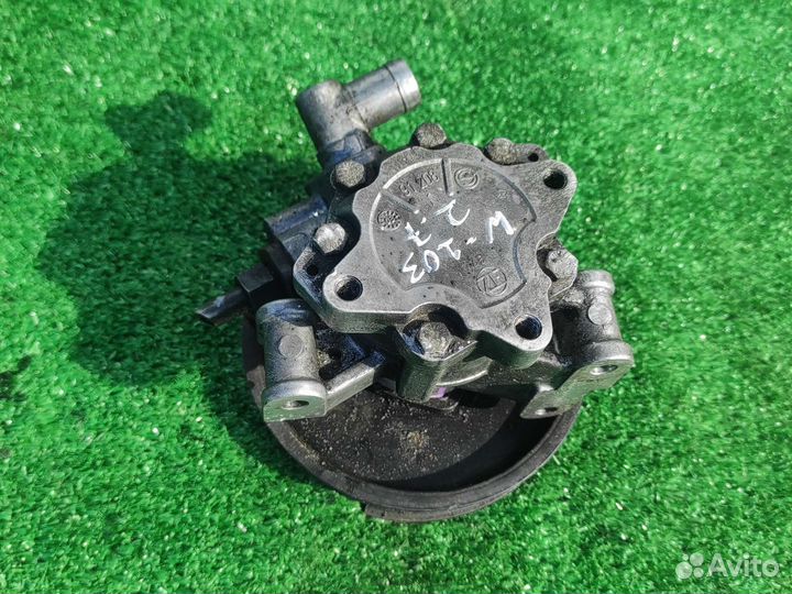 Насос гур Mercedes w203 2.7 CDI