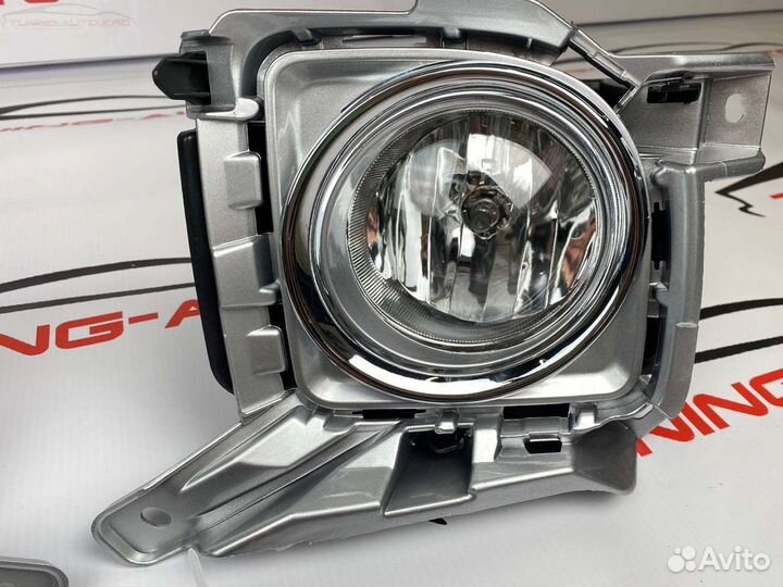 Туманки Toyota Land Cruiser 200 штатные Z9496