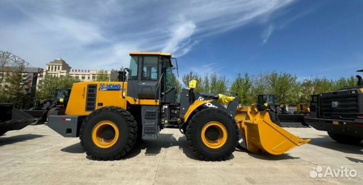 Фронтальный погрузчик XCMG ZL50FV, 2024