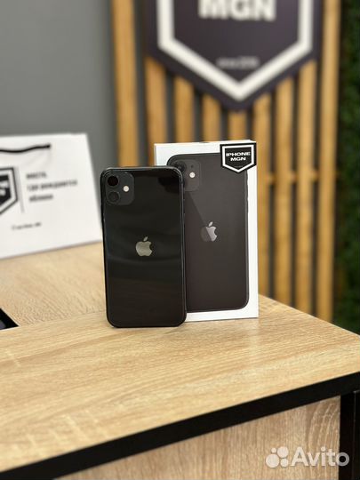 iPhone 11, 64 ГБ
