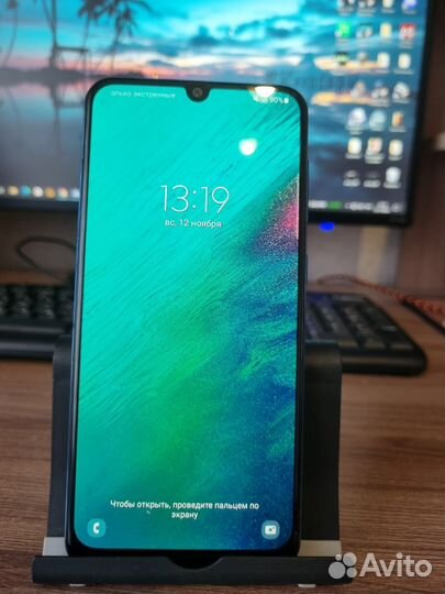 Samsung Galaxy A50, 4/64 ГБ