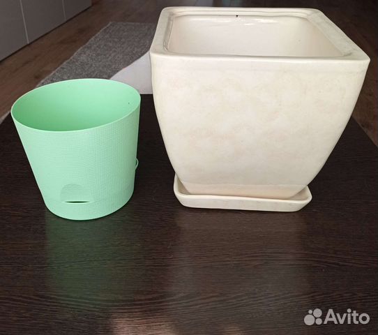 Керамический большой горшок для цветов