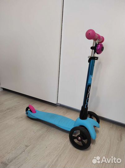 Самокат Y-scoo