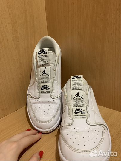 Кроссовки Nike Air Jordan 1 Retro Low Slip White