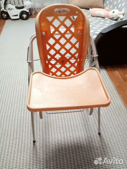 Стульчик для кормления