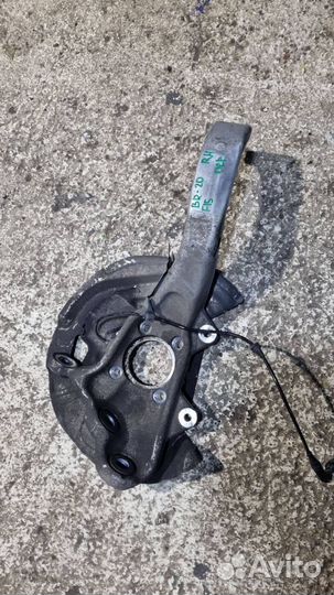 Кулак передний правый BMW X5 F15 2018 6869870