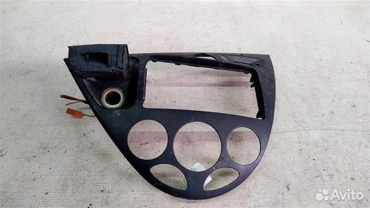 Рамка магнитолы Ford Focus 1 98-05г