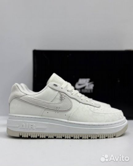 Кроссовки Nike Air Force 1