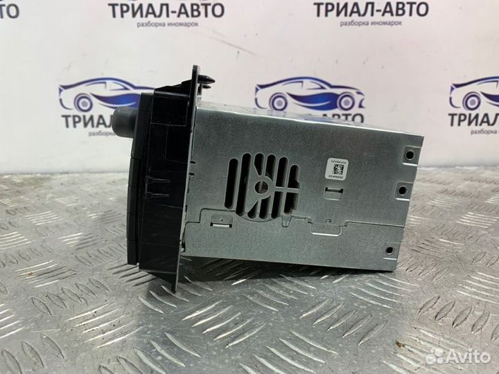 Магнитола Jeep Grand Cherokee WK2 3.0 diesel 2012