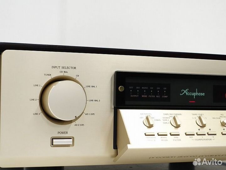 Accuphase C-290V - предусилитель, XLR-входа