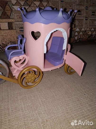 Карета игрушечная