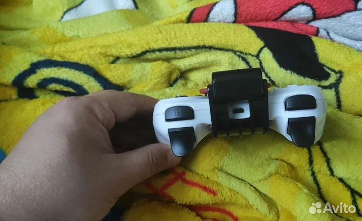 Беспроводной джойстик (геймпад)для смартфона