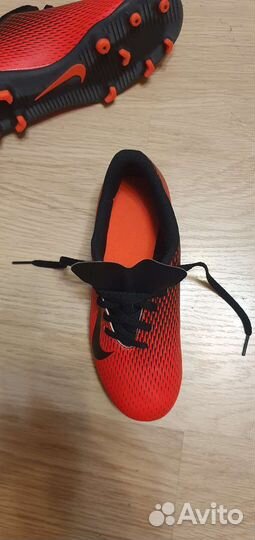 Футбольные бутсы nike