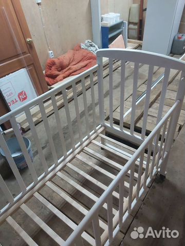 Детская кроватка
