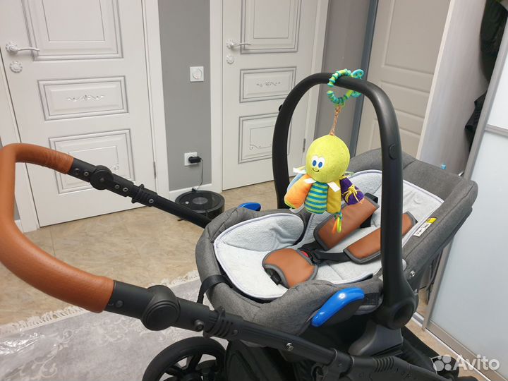 Коляска 3 в 1 Camarelo Baleo