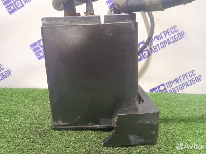 Абсорбер Mitsubishi Galant седан 2.4 4G64 2002