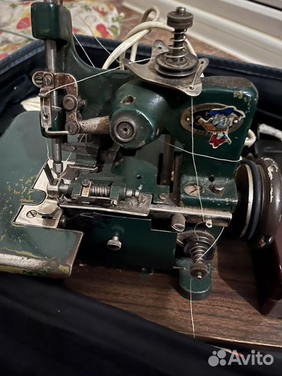 Оверлок промышленный