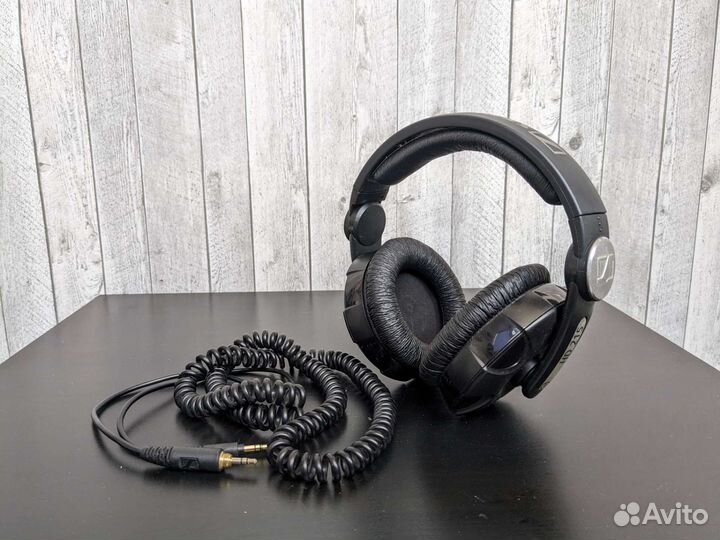 Наушники Sennheiser HD 215