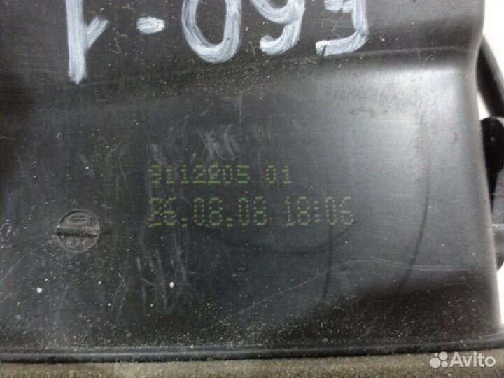 Дефлектор воздушный в торпедо правый Bmw 5 Серия