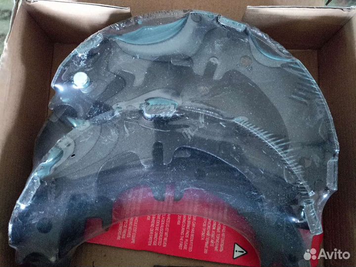 Колодки тормозные стояночного тормоза