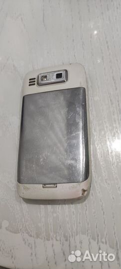 Nokia E72