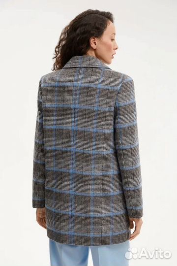 Пальто со съемным капюшоном