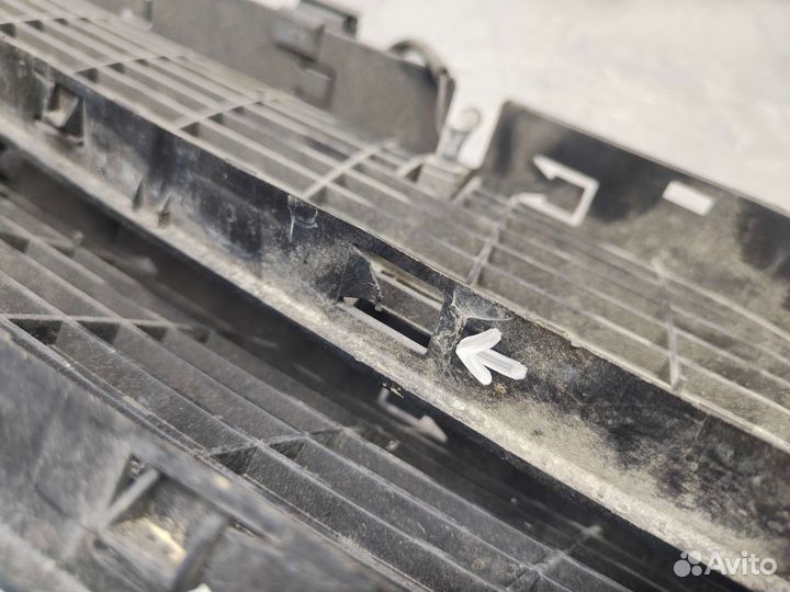 Решетка капота BMW X5 E53 2000 г.в
