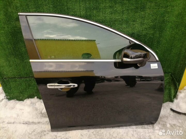 Дверь передняя правая Volvo V60 FW