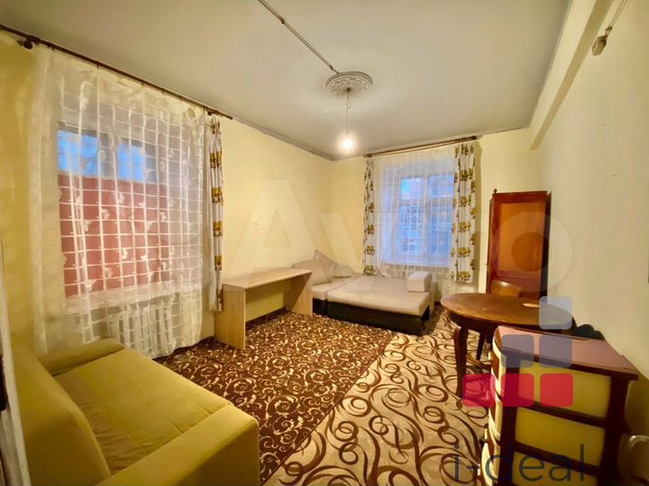 Комната 20 м² в 2-к., 1/10 эт.