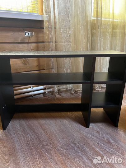 Рабочий стол IKEA