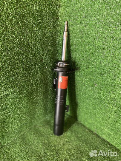 Передняя стойка BMW E90