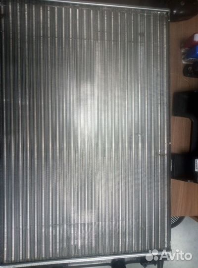 Радиатор охлаждения двигателя Tiguan