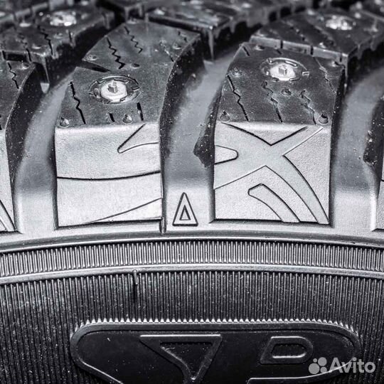 Dunlop SP Winter Ice 03 195/60 R15 92T