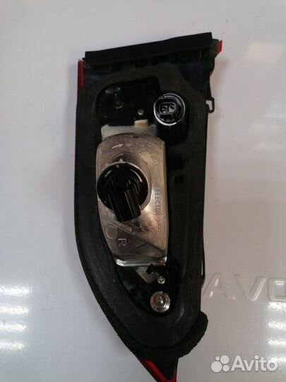 Фонарь задний внутренний задний правый Mazda 6